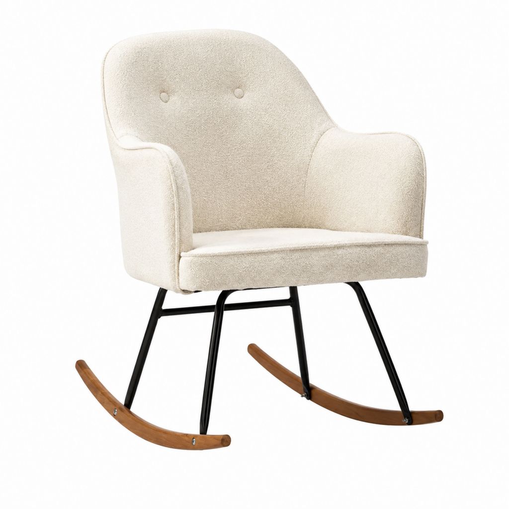 Fauteuil à bascule beige en polyester bouclette avec piètement en acier et patins en hévéa 68 x 88 x 100 cm